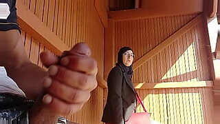 felisten muslim girl attack in marking fuck